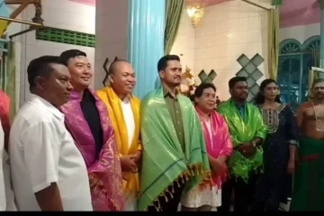 Arakan perayaan Navaratri di Kuil Sri Parmeshwari Amman Medan