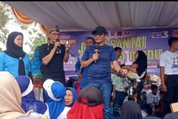 Jalan Santai Pagar Merbau Paslon AYS & BSA