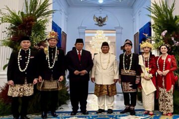 Ibas Yudhoyono bersama Aliya Rajasa menghadiri upacara HUT RI ke-80 di Istana Merdeka Jakarta