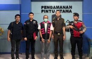 Photo: Kepala BPHL Karo Ditahan Kejaksaan Tanah Karo 