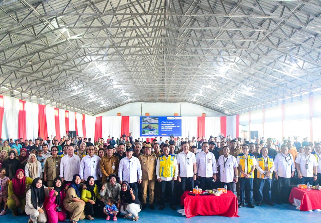 Ket/foto : Pelaksanaannya ditinjau KSP RI Jenderal TNI (Purn) Dudung Abdurachman bersama Wakil Bupati Deli Serdang Lom Lom Suwondo, Senin (21/9/2026)